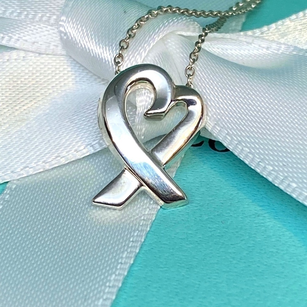 Tiffany & Co Paloma Picasso loving heart  .925 sterling silver 16”  box NiCE